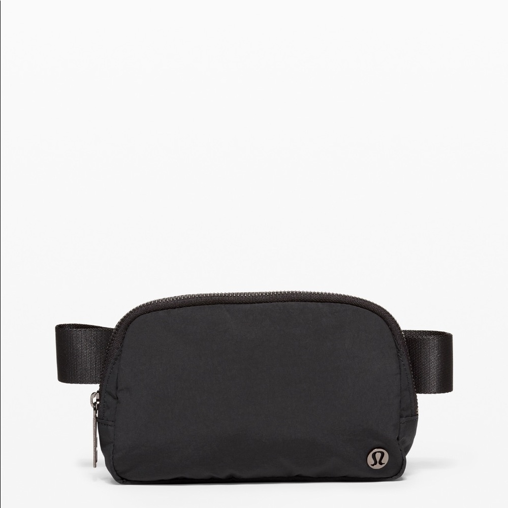 Lululemon everywhere belt bag 1L